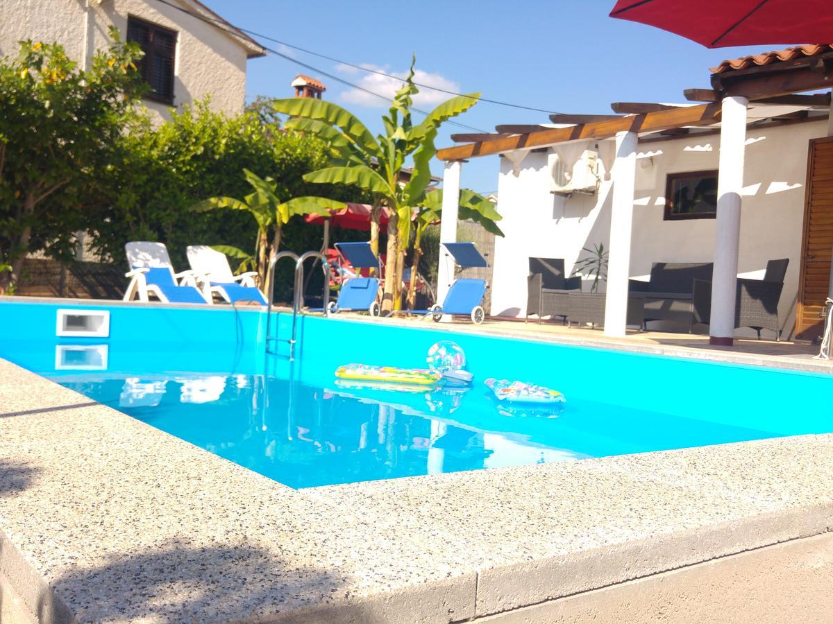 Holiday Home Zen Fazana Exterior photo